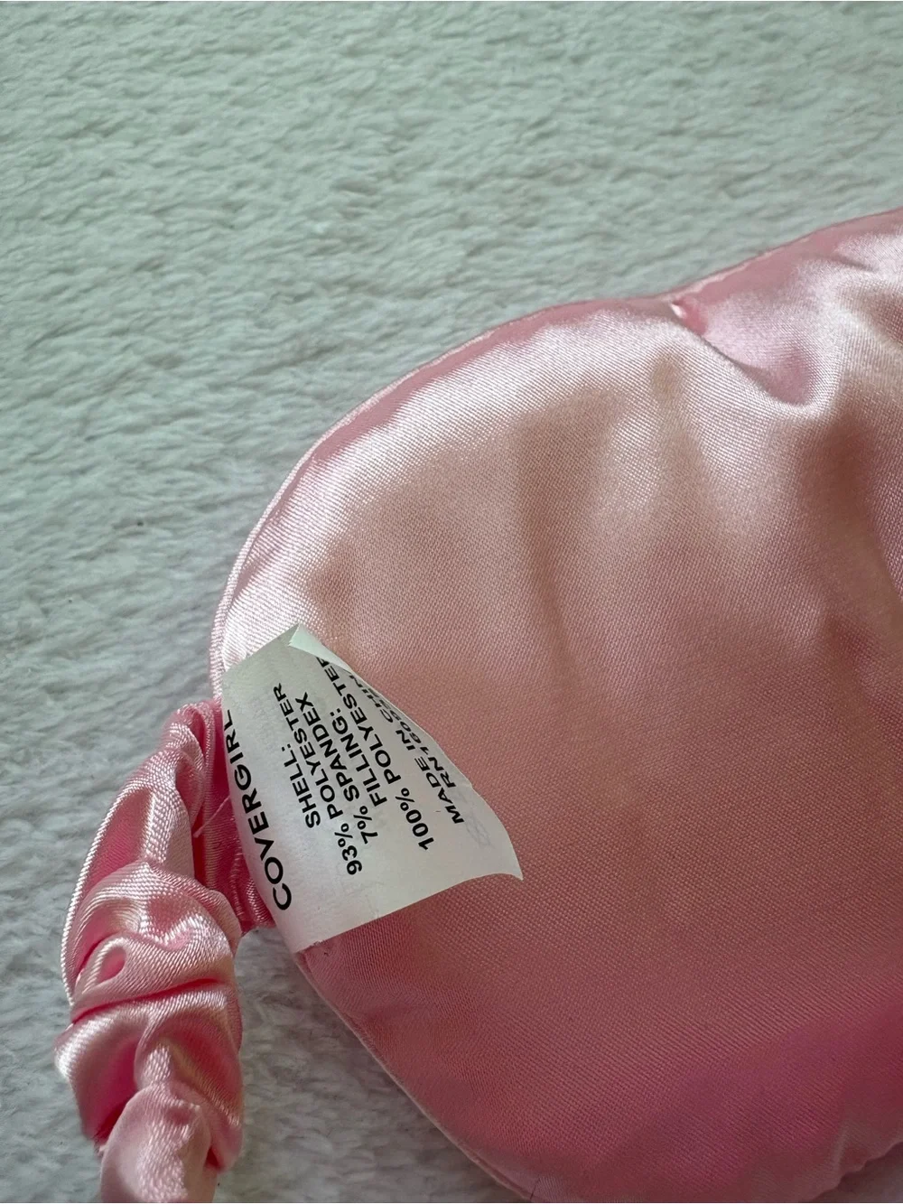 COVERGIRL Satin Pink Sleep Mask